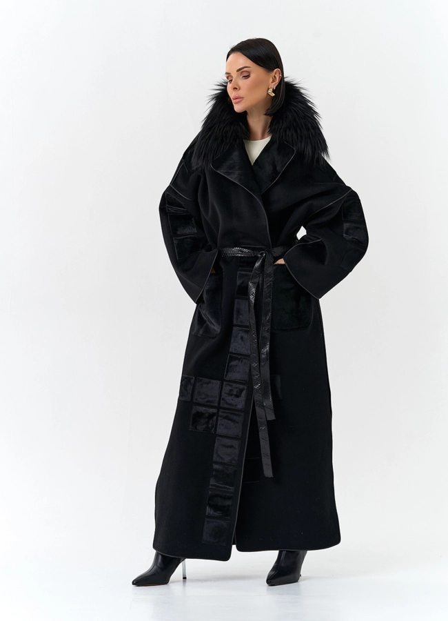 Женское длинное пальто с отделкой из меха лисы модель № 32649 меха малина