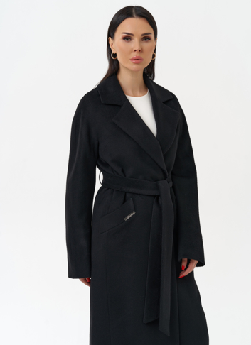 Классическое женское пальто в черном цвете