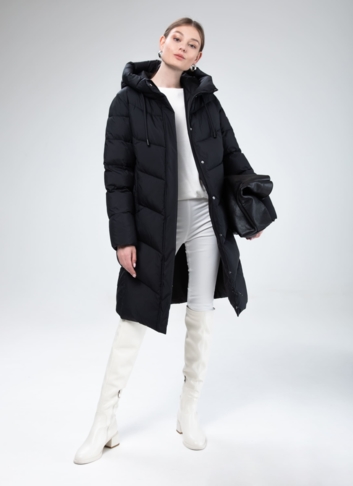 Женский пуховик с капюшоном 