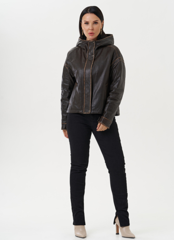 Куртка из натуральной кожи с капюшоном