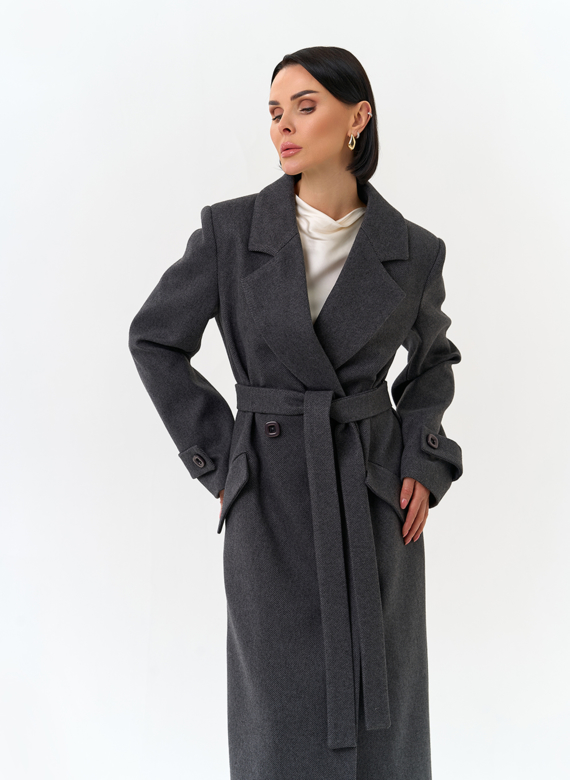 Женское длинное пальто с поясом