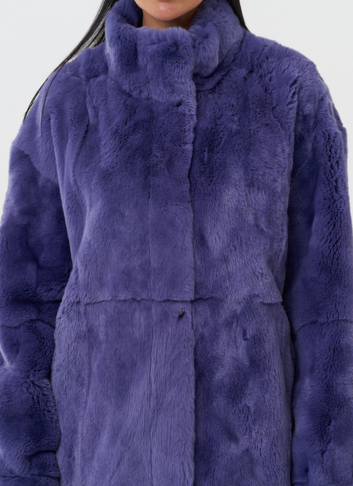 Яркая шуба из меха кролика