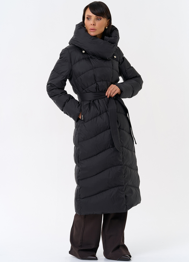 Женский длинный пуховик черного цвета с капюшоном модель № 31968 в кредит