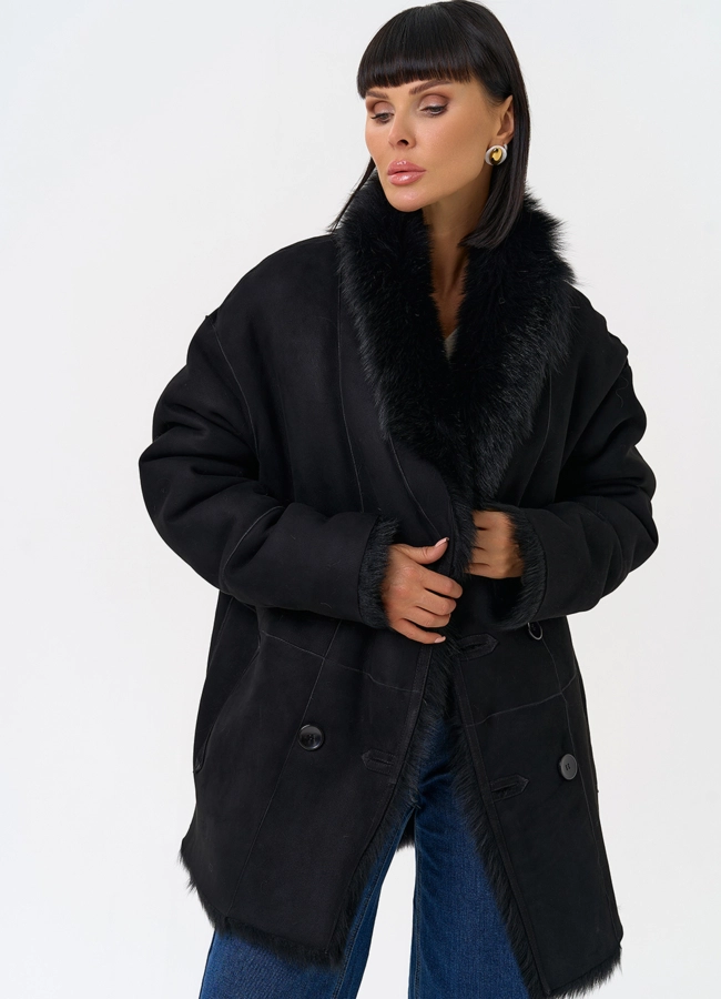 фото Двухсторонняя дубленка черного цвета с декоративным поясом модель № 31618