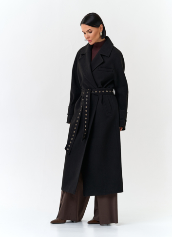 Женское пальто с акцентным поясом