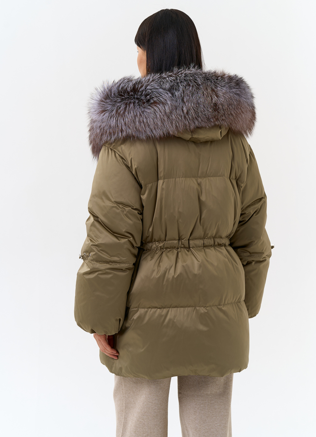 Женский пуховик с капюшоном из меха блюфрост модель № 31883 в рассрочку