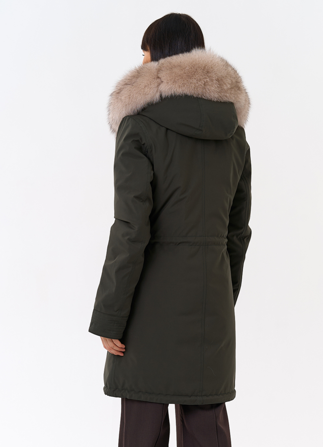 Женская парка с капюшоном из меха песца модель № 31990 в рассрочку