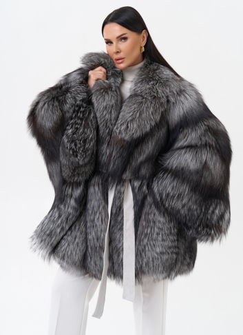 Шуба из чернобурой лисы