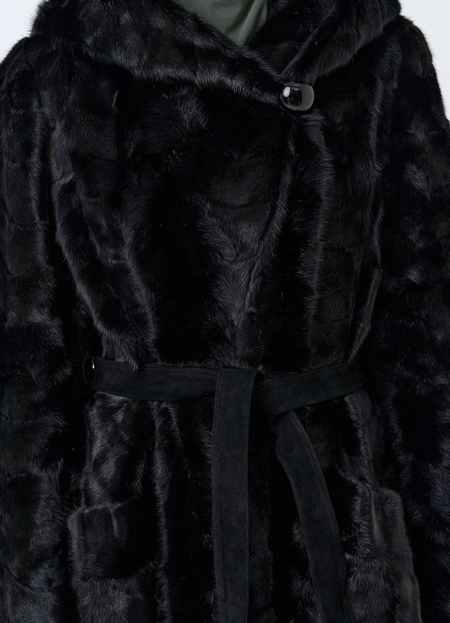 Шуба из меха норки с капюшоном модель № 33786 универмаг малина фото