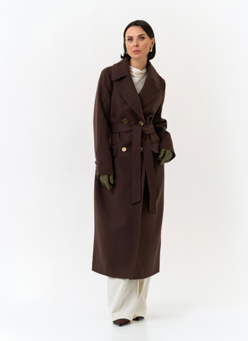 Женское пальто с английским воротником