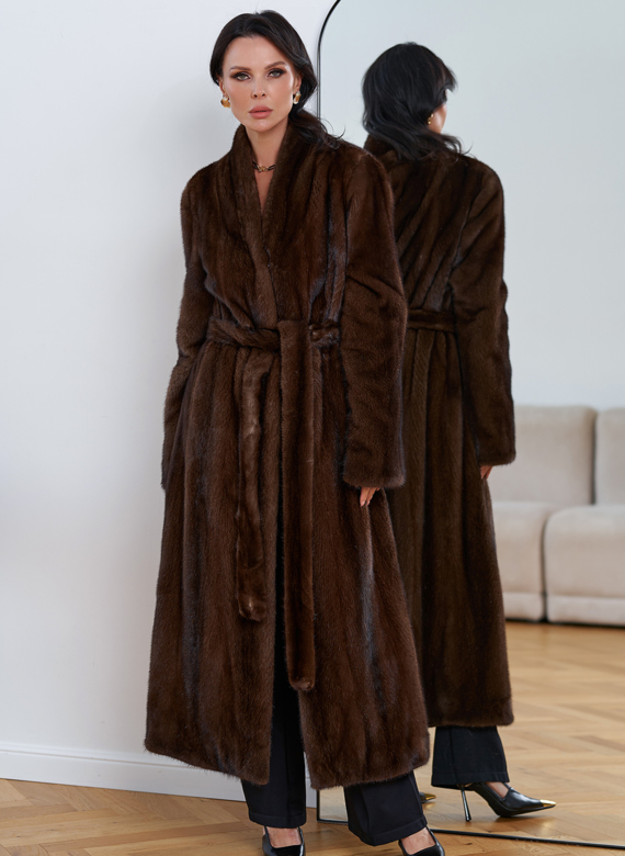 Женская длинная шуба из меха норки