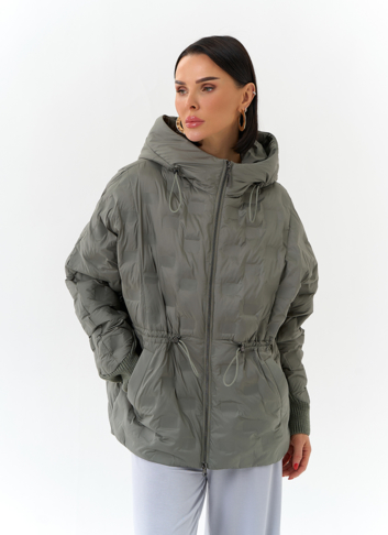 Женская куртка с капюшоном 